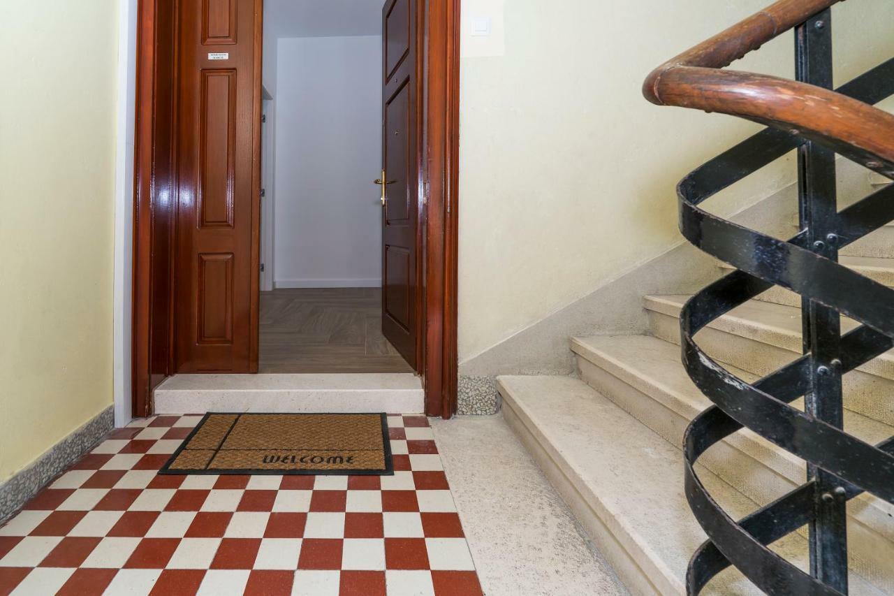 Studio Apartments Marcel Split Luaran gambar